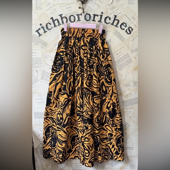 Anthropologie SFV V - Front Maxi Skirt Bold Floral Print Side Zipper Black Gold - Picture 6 of 6